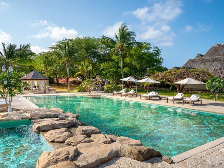 Lanara Travel Hotels